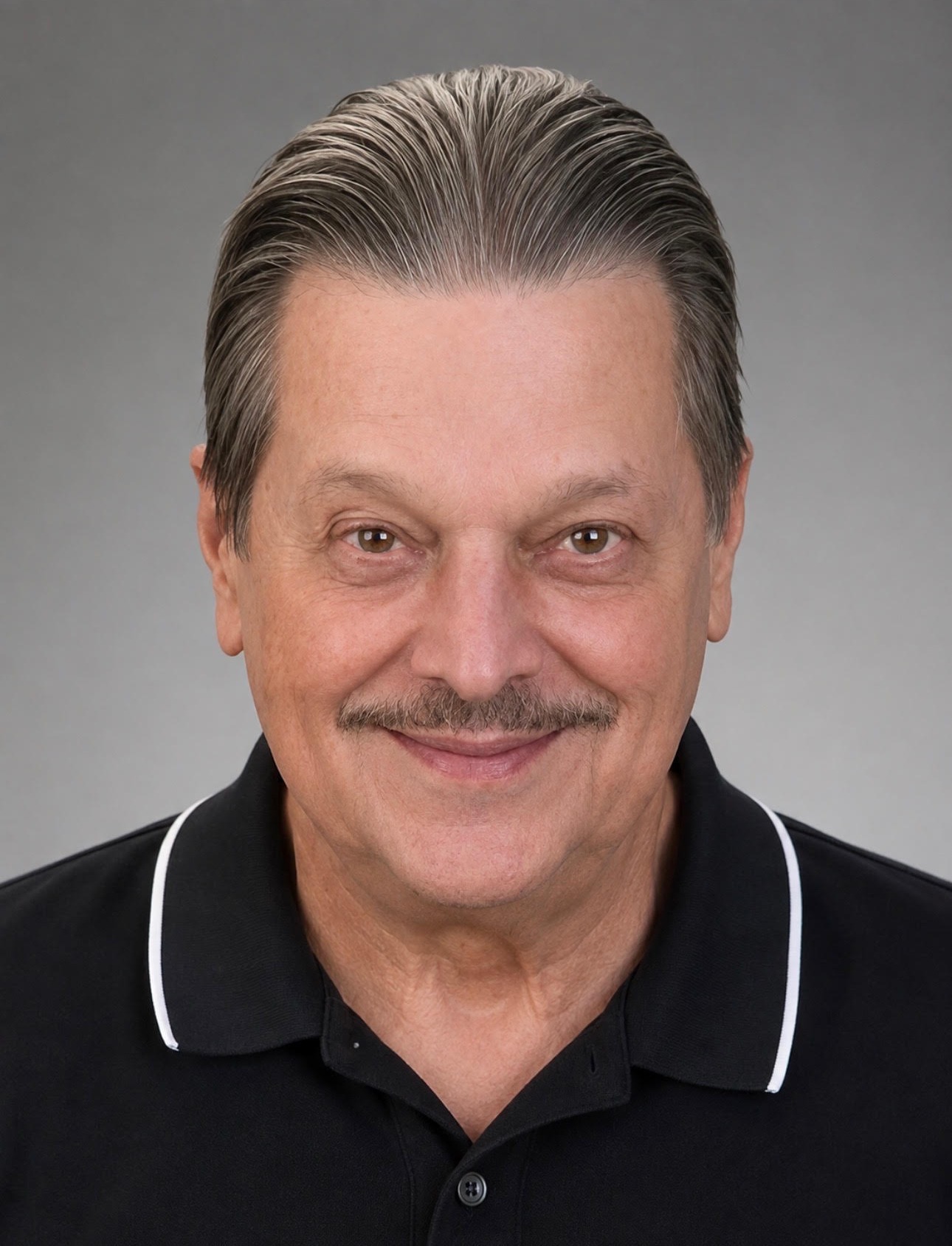 Larry Larsen headshot